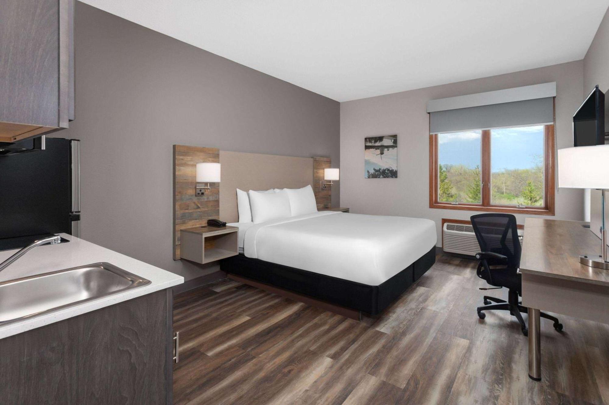 Links Bos Landen Hotel & Spa Of Pella, Trademark By Wyndham Εξωτερικό φωτογραφία