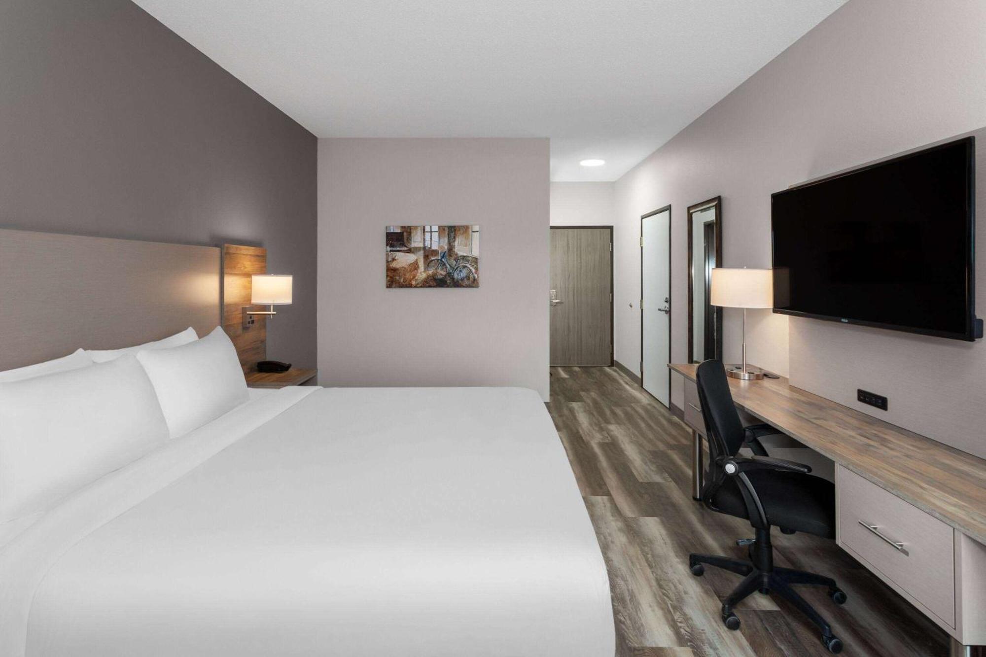 Links Bos Landen Hotel & Spa Of Pella, Trademark By Wyndham Εξωτερικό φωτογραφία
