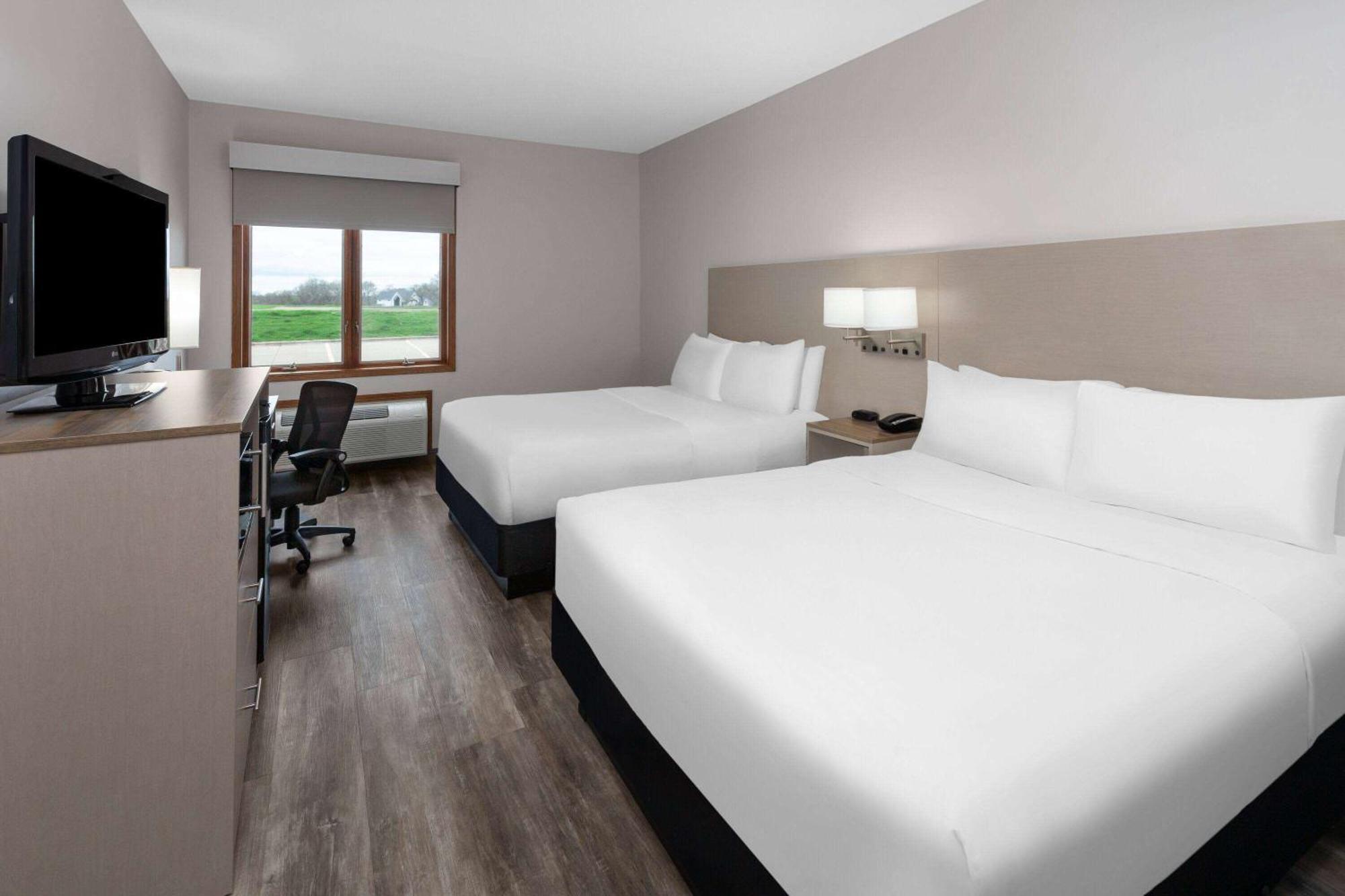 Links Bos Landen Hotel & Spa Of Pella, Trademark By Wyndham Εξωτερικό φωτογραφία