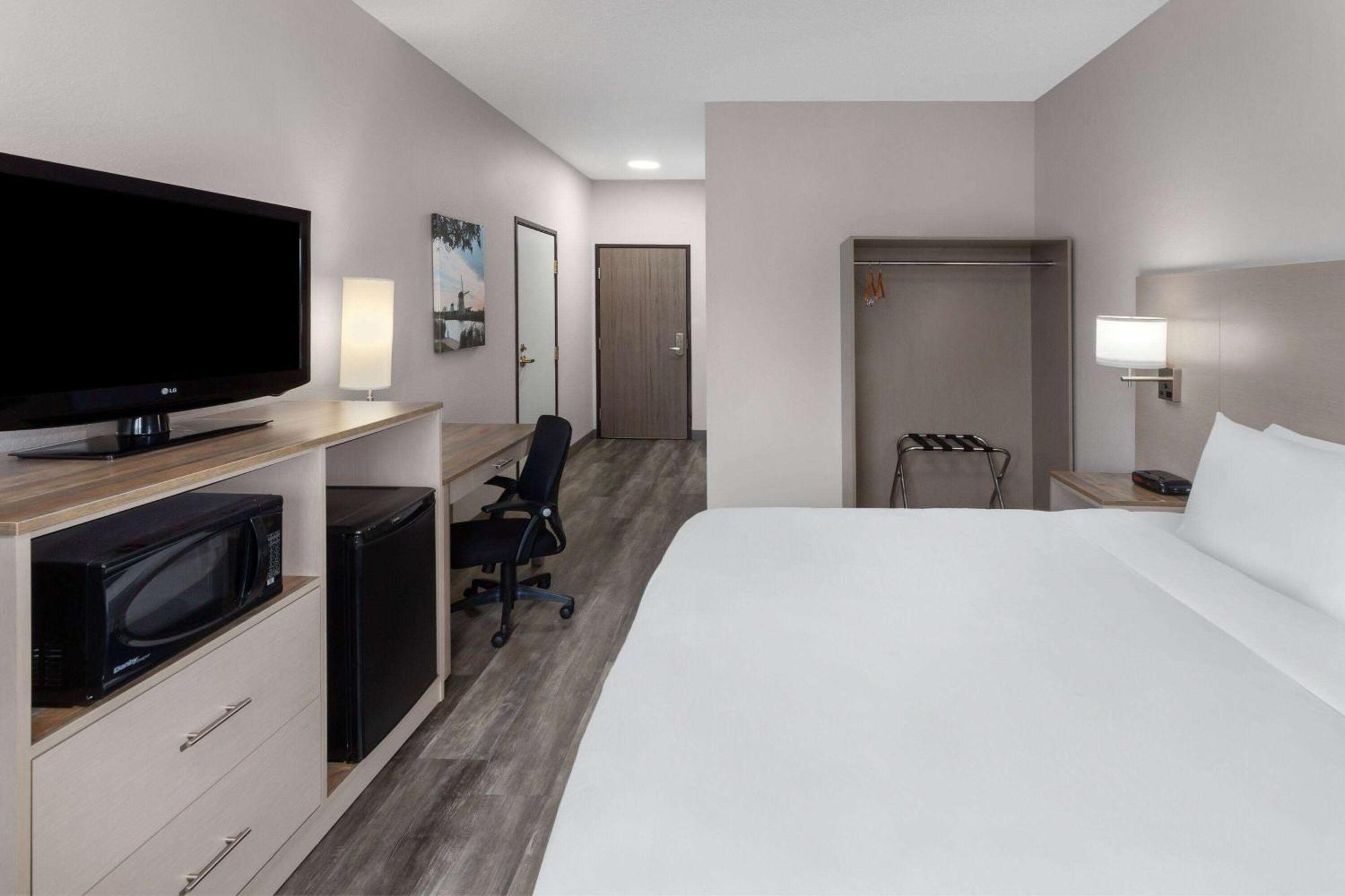 Links Bos Landen Hotel & Spa Of Pella, Trademark By Wyndham Εξωτερικό φωτογραφία