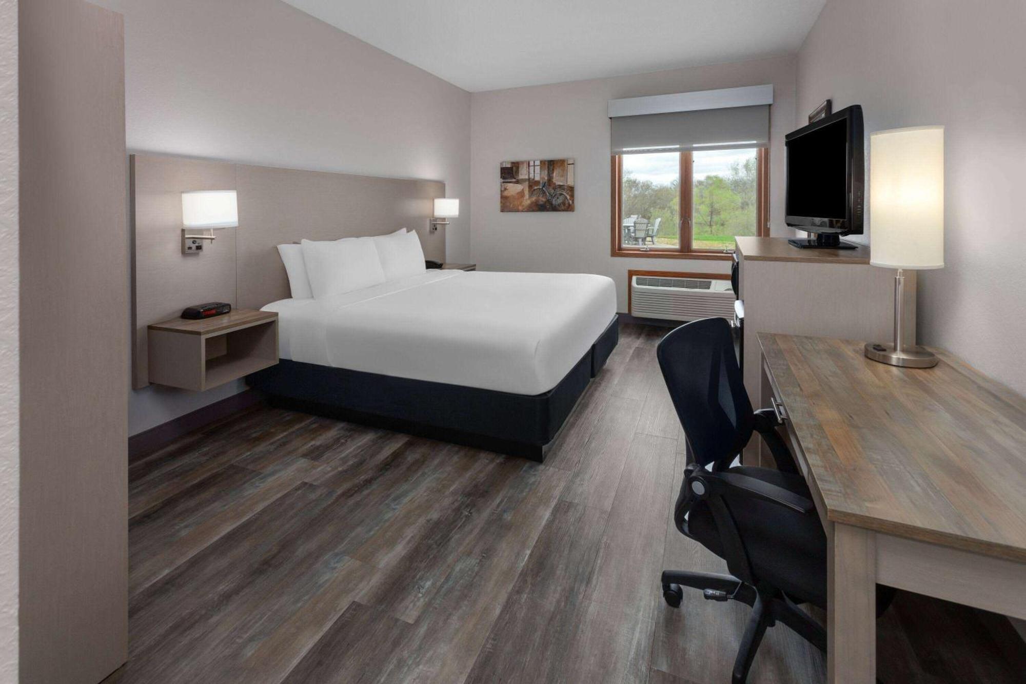 Links Bos Landen Hotel & Spa Of Pella, Trademark By Wyndham Εξωτερικό φωτογραφία