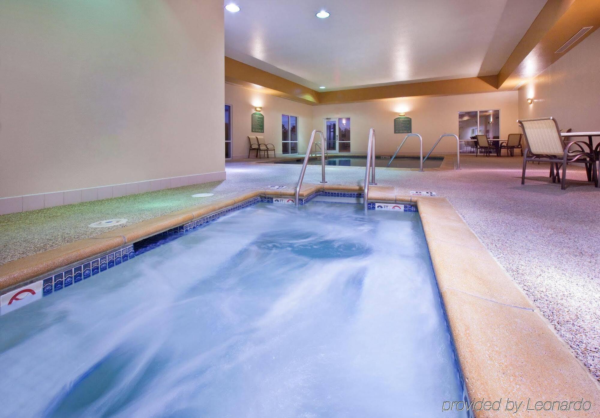 Links Bos Landen Hotel & Spa Of Pella, Trademark By Wyndham Εξωτερικό φωτογραφία